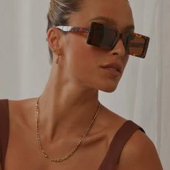 Peppermayo - Beach House Sunglasses - Tort -Accessories Shop 00f3ff4ef7b24e4397673ce2747466c4 1024x1024