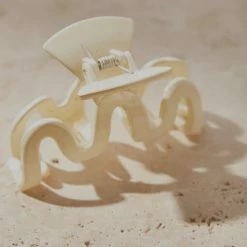 Peppermayo - Reflections Hair Clip - Cream -Accessories Shop 2e112cd2a54b46f4bf17341ed5d374cd 1024x1024