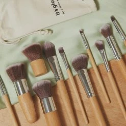 Peppermayo Exclusive - Eco Makeup Brush Set - Natural -Accessories Shop 337415af892f482d9f7c4cd4cb30b227 1024x1024