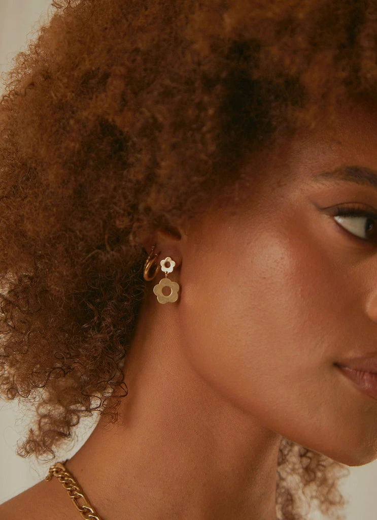 Peppermayo - Halle Earrings - Gold 4 Peppermayo - Halle Earrings - Gold - Image 2