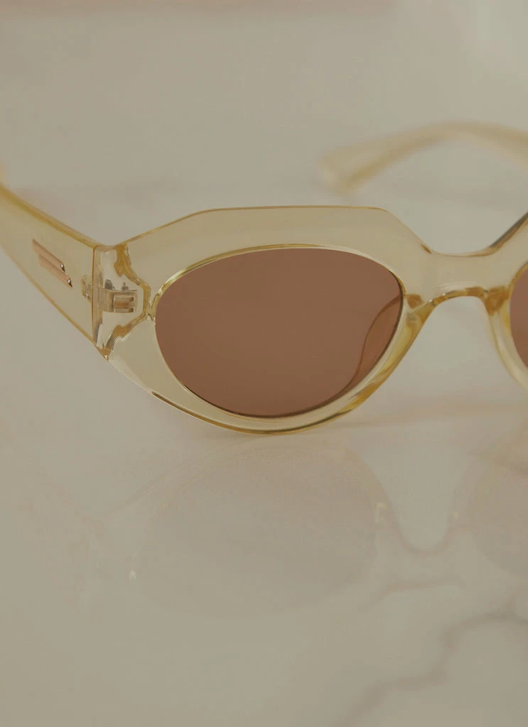 Peppermayo - Used To Be Sunglasses - Clear 3 Peppermayo - Used To Be Sunglasses - Clear