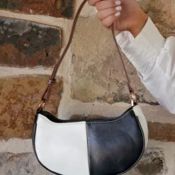 Peppermayo - Modern Girl Handbag - Black And White -Accessories Shop 3bcf92f6fd394c46a94b1d7dc5dc3f31 1024x1024