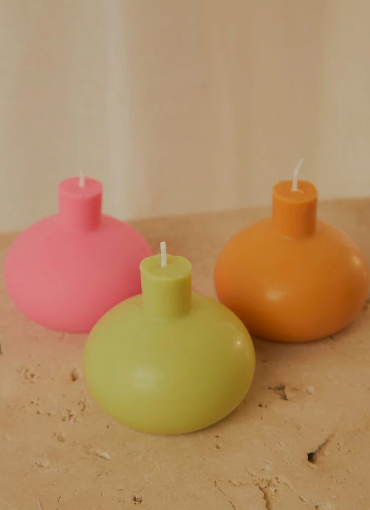 Blazed Wax - Cherry Bomb Candle - Alien Lanes 5 Blazed Wax - Cherry Bomb Candle - Alien Lanes - Image 3