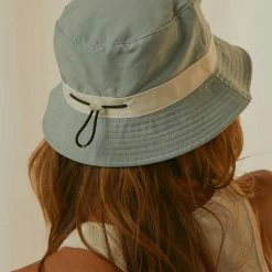 Levi's Levi's - Seasonal Bucket Hat - Light Blue -Accessories Shop 43ee8b08ec8046f2835b925d0e5bf15b 1024x1024