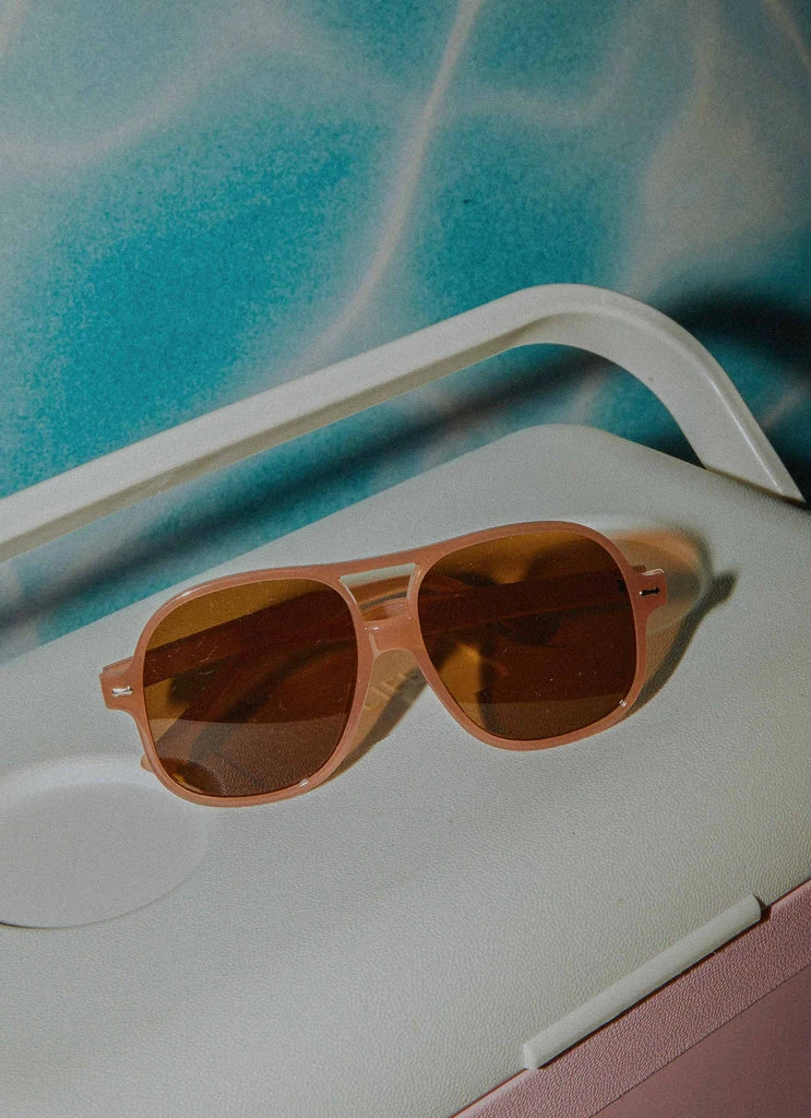 Peppermayo - Lindsay Sunglasses - Orange 7 Peppermayo - Lindsay Sunglasses - Orange - Image 5