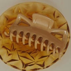 Peppermayo - Nicco Hair Clip - Taupe -Accessories Shop 5a3c6af2bbf44b4fb61481f86770a685 1024x1024