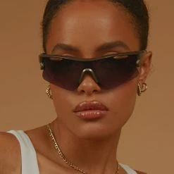 Peppermayo Exclusive - Formula One Sunglasses - Black -Accessories Shop 5a4f0bc3e0fd47429b2b536b4cfb3bfb 1024x1024