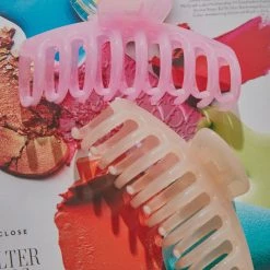 Peppermayo - A New Perspective Hair Clip - Pink -Accessories Shop 8b167d0e5ea2448ea517f6f80d4334b0 1024x1024