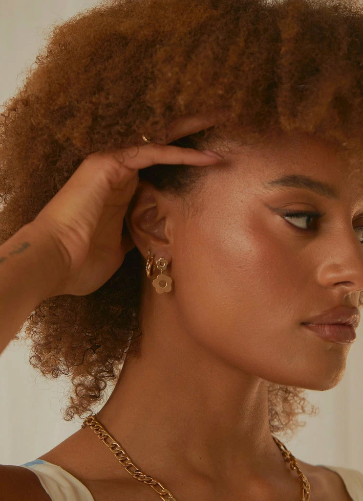 Peppermayo - Halle Earrings - Gold 5 Peppermayo - Halle Earrings - Gold - Image 3