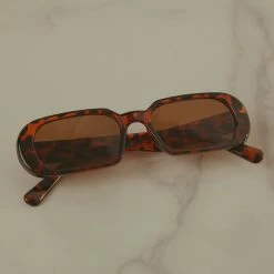 Peppermayo - Summer Feeling Sunglasses - Tort -Accessories Shop 9c1a988450de43f8ba58fe7505e6ae4e 1024x1024