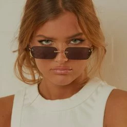 Peppermayo - Some Say Sunglasses - Black /Gold 7 Peppermayo - Some Say Sunglasses - Black /Gold -Accessories Shop Peppermayo Elise 15.3.22 P5 1 1024x1024