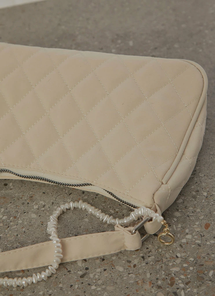 Peppermayo - Leaving London Bag - Cream 7 Peppermayo - Leaving London Bag - Cream - Image 5