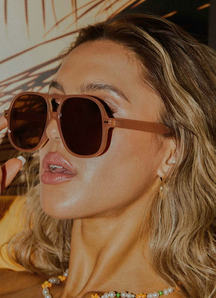 Peppermayo - Lindsay Sunglasses - Orange 4 Peppermayo - Lindsay Sunglasses - Orange - Image 2