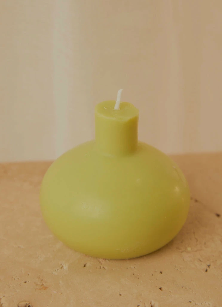 Blazed Wax - Cherry Bomb Candle - Alien Lanes 4 Blazed Wax - Cherry Bomb Candle - Alien Lanes - Image 2