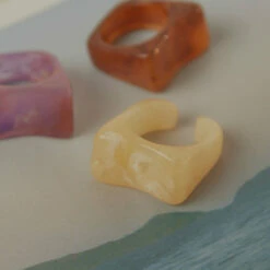 Peppermayo - On My Mind Resin Ring - Ivory -Accessories Shop ce7a371c57e44593bbbaff8f4e5ea984 1024x1024