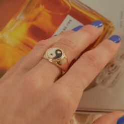 Peppermayo - Thrifting In LA Ring - Gold -Accessories Shop d290c551ed914a0499b6f988760a0281 1024x1024