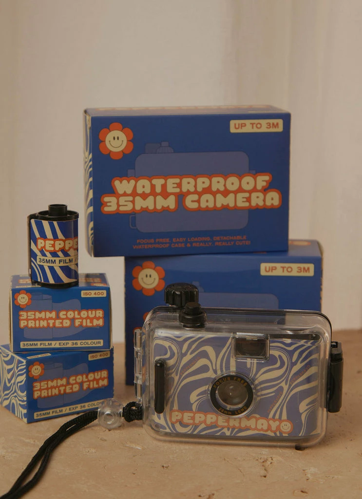 Peppermayo Exclusive - Art Trip PM 35mm Reuseable Film Camera - Cobalt Marble 8 Peppermayo Exclusive - Art Trip PM 35mm Reuseable Film Camera - Cobalt Marble - Image 6